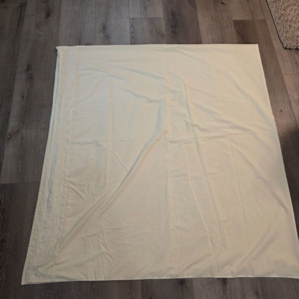 Vintage Fieldcrest Ivory King Flat Sheet 50/50 Fine Combed Percale Eyelet Lace